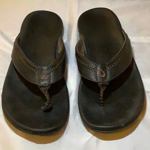 Olukai Hiapo Black Leather Thong Flip Flop Sandals Size 10